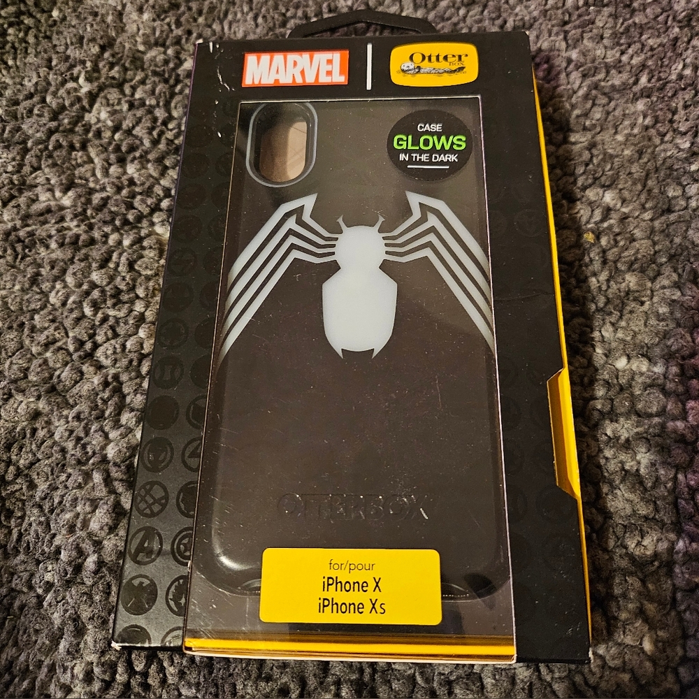 OtterBox Marvel Spider-Man iPhone X/XS Case - Black